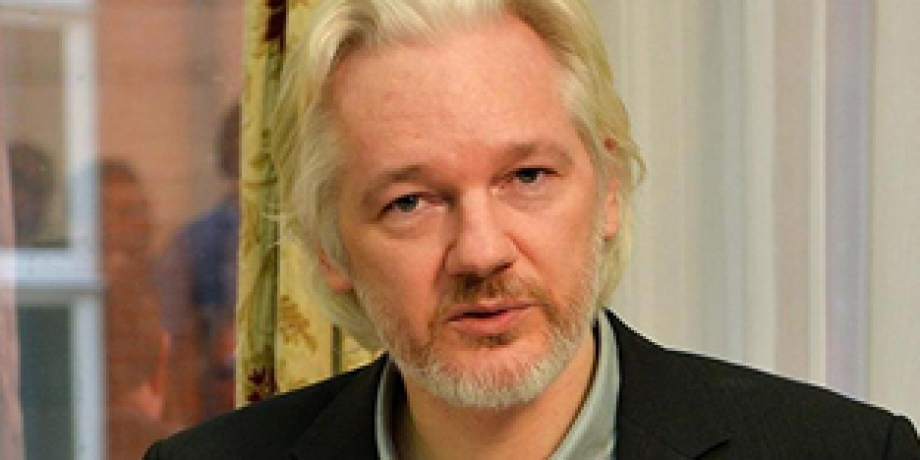 No a la extradición de Assange