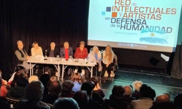 Intelectuales argentinos advierten sobre agresiva proyección de EEUU
